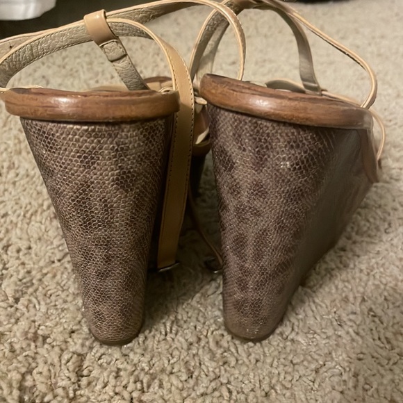 Elizabeth & James snake skin wedges, no obvious signs of wear - Picture 4 of 6